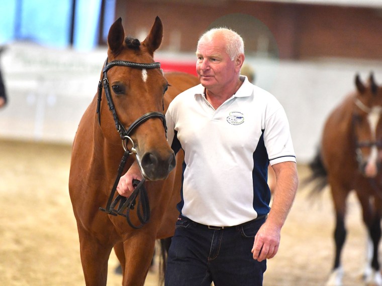 Roland Häner mit Mahara H