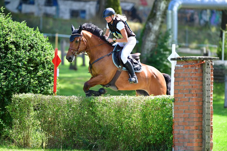 Michelle Häner mit Mahara H